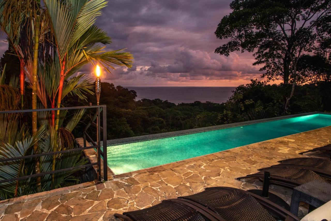 Tiki Villas Rainforest Lodge - Adults Only Uvita Bagian luar foto